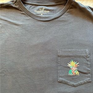 NWOT Vineyard Vines Men's Blue Long Sleeve Tee with Pineapple VV Logo